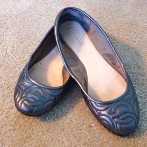 EUC Coach pewter leather shoes size 6.5